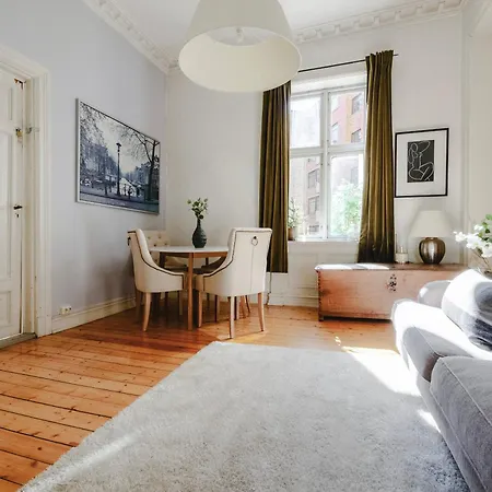Vest Hostel *